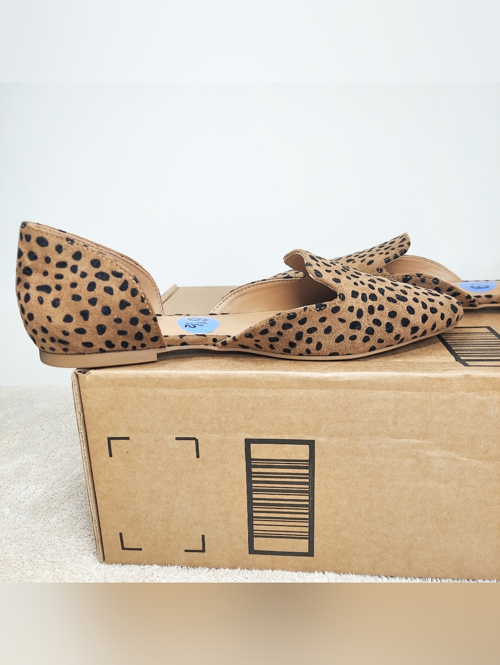 Kensie Neutral Tan/Black Leopard Print Cut Out Flat Loafers Women's Size 6.5 New - Picture 4 of 12